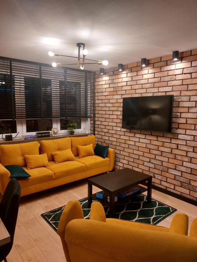 고르주프비엘코폴스키 Friends House 아파트 외부 사진
